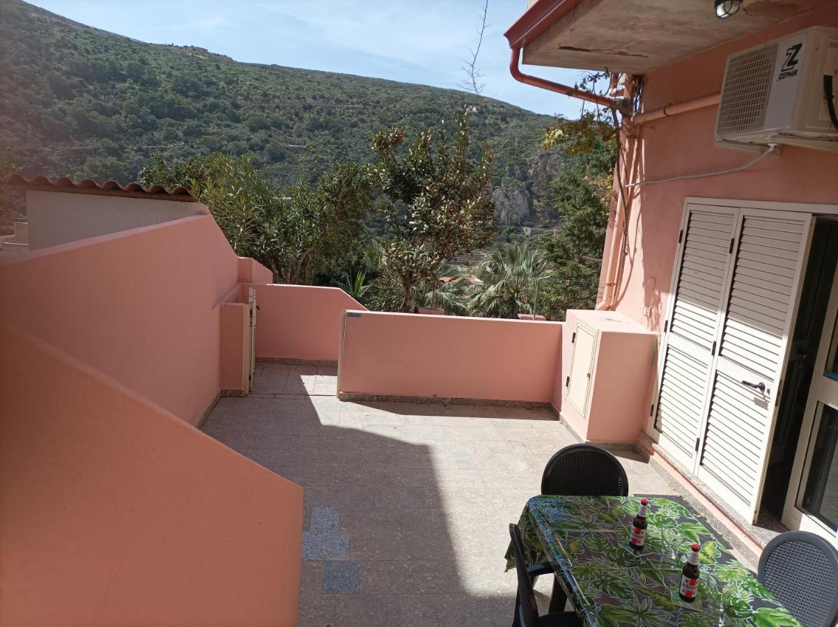 Casa Rosa I.U.N Q9637 Apartment Buggerru Exterior photo